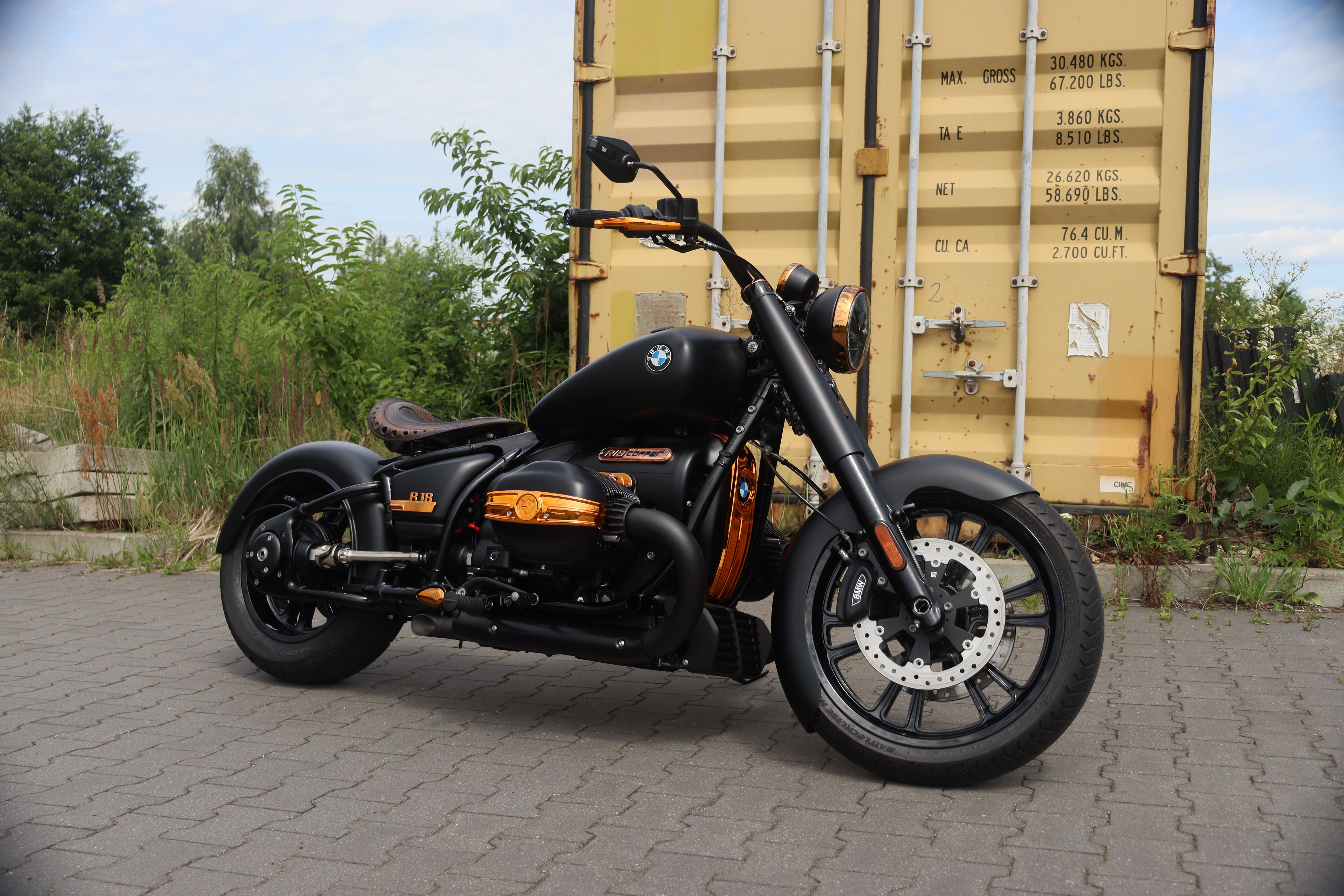5. BMW R18 COPPER 